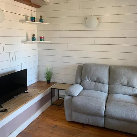 La Petite Maison Dans Le Maquis